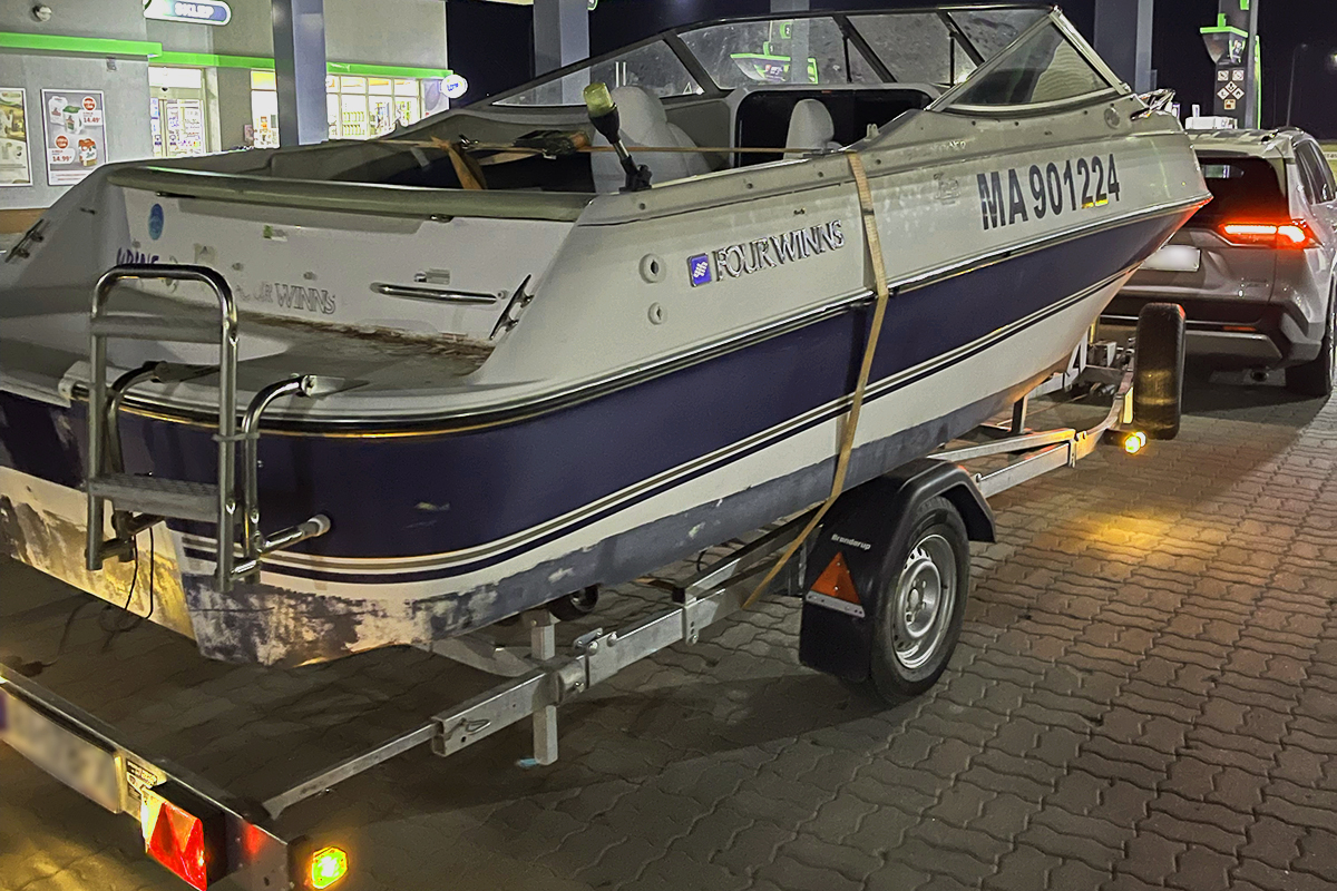 Przyczepa podłodziowa noc